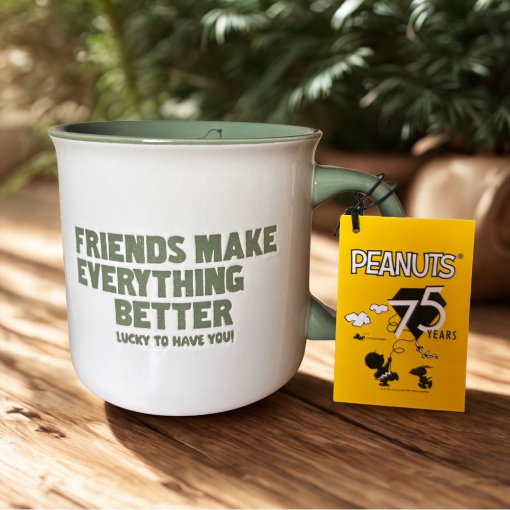 Peanuts Snoopy Friendship  21 oz Mug  NWT